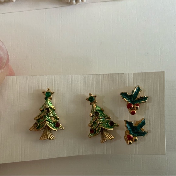 3 Pairs of Christmas Earrings - Picture 2 of 4